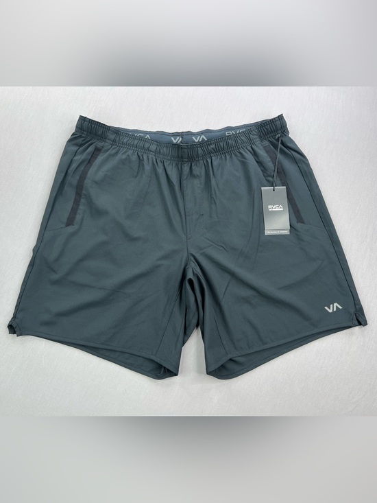 RVCA Other - RVCA MENS YOGGER STRETCH 17” ATHLETIC SHORTS